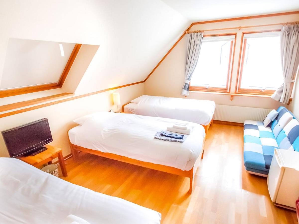 Rusutsu Lodges Pension Lilla Huset Niseko Zewnętrze zdjęcie